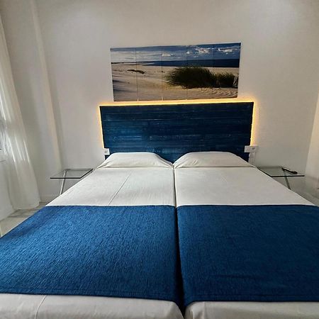 Apartamentos Turisticos Imar กาดิซ ภายนอก รูปภาพ
